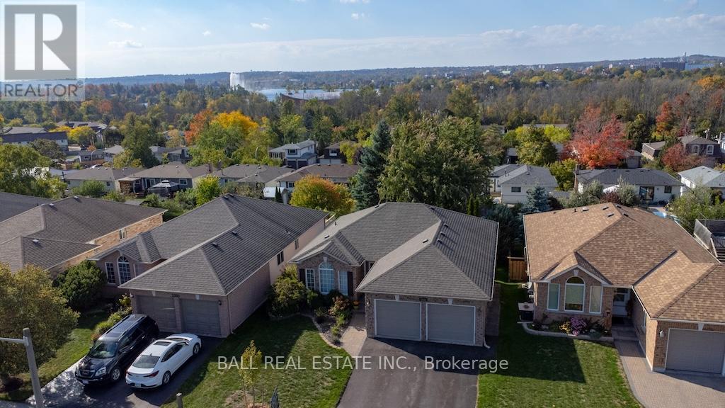 2546 Marsdale Drive, Peterborough (Ashburnham Ward 4), Ontario  K9L 1R4 - Photo 32 - X12449613