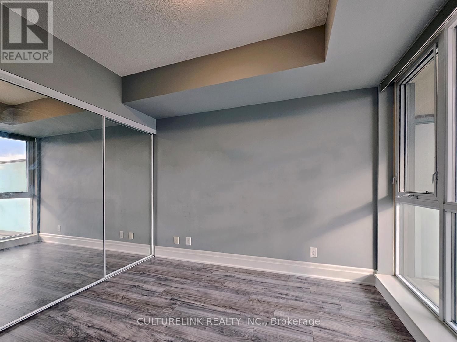607 - 57 Upper Duke Crescent, Markham, Ontario  L6G 0B9 - Photo 10 - N12449131