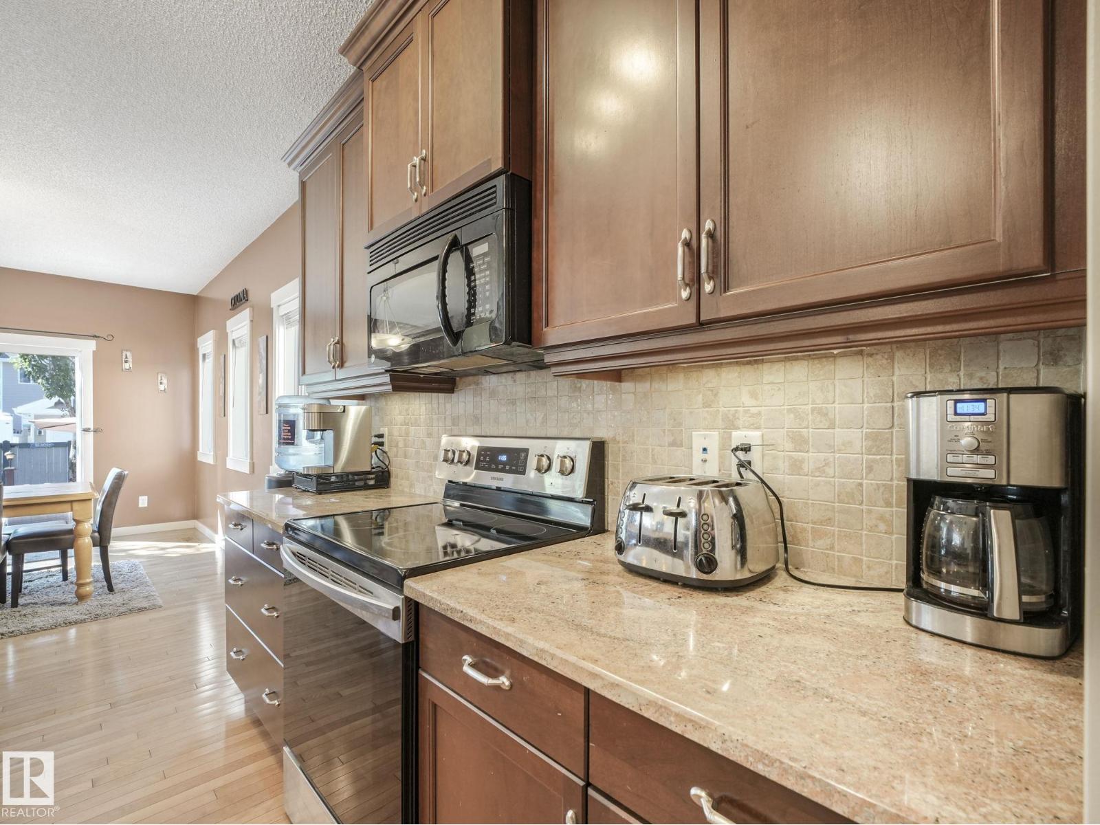 8103 16a Av Sw, Edmonton, Alberta  T6X 0H8 - Photo 27 - E4461111