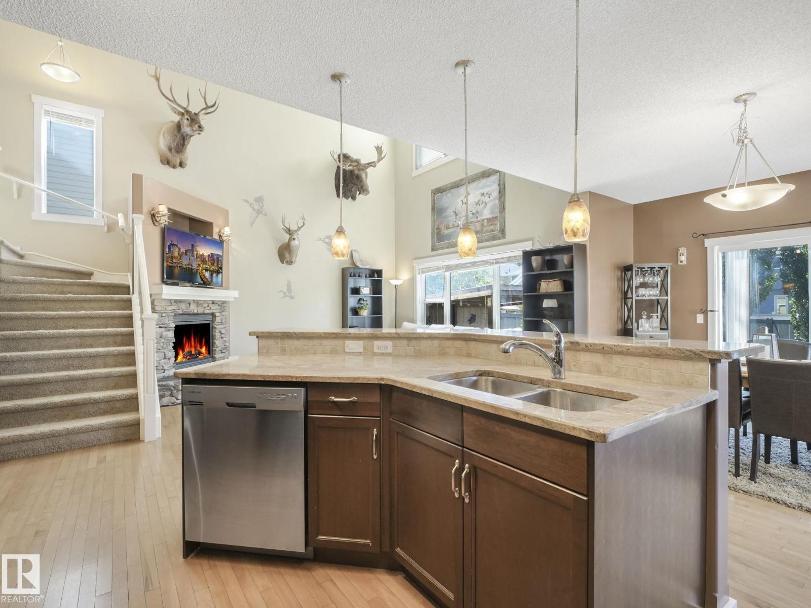 8103 16a Av Sw, Edmonton, Alberta  T6X 0H8 - Photo 23 - E4461111