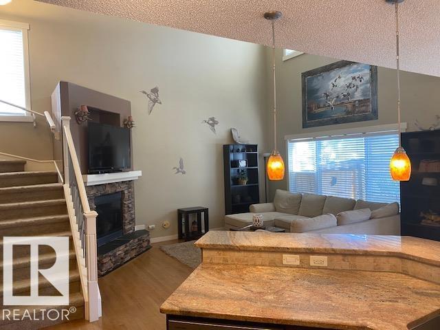 8103 16a Av Sw, Edmonton, Alberta  T6X 0H8 - Photo 15 - E4461111