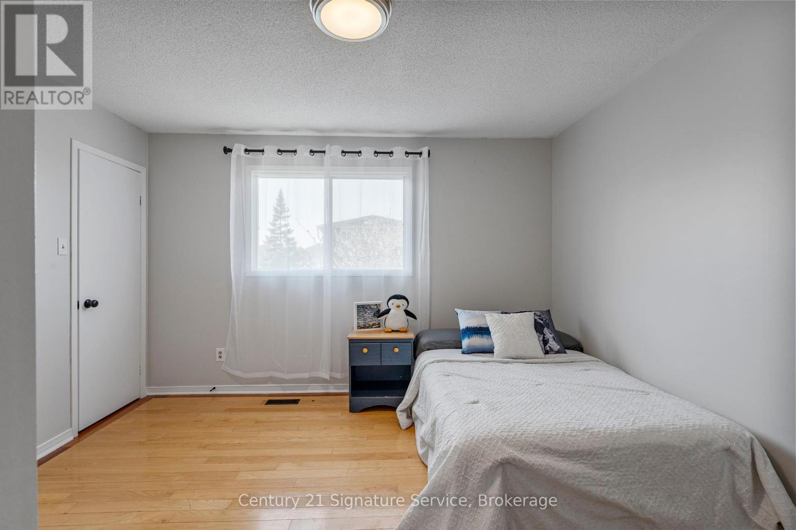 80 Dutch Crescent, Brampton, Ontario  L6Y 3X1 - Photo 14 - W12409033