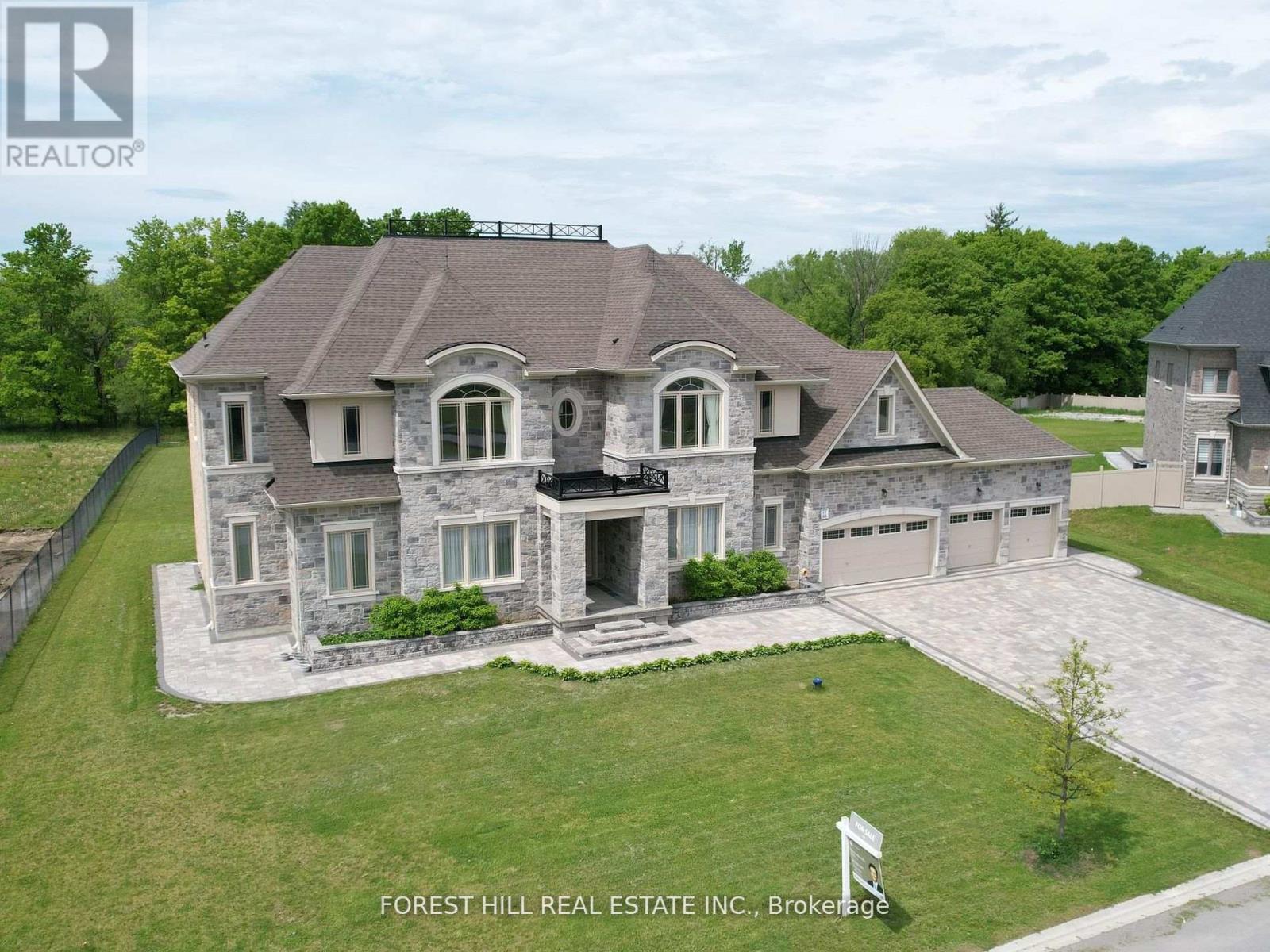 66 Sam Davis Court, Whitchurch-Stouffville, Ontario  L4A 4R4 - Photo 2 - N12449552