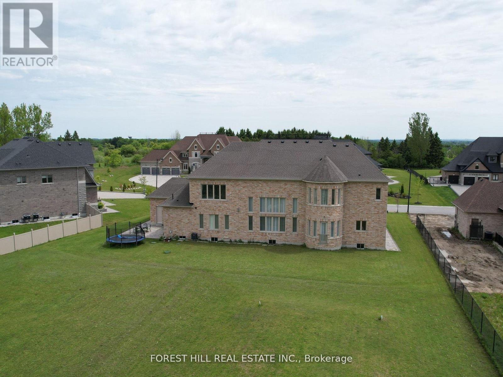 66 Sam Davis Court, Whitchurch-Stouffville, Ontario  L4A 4R4 - Photo 35 - N12449552