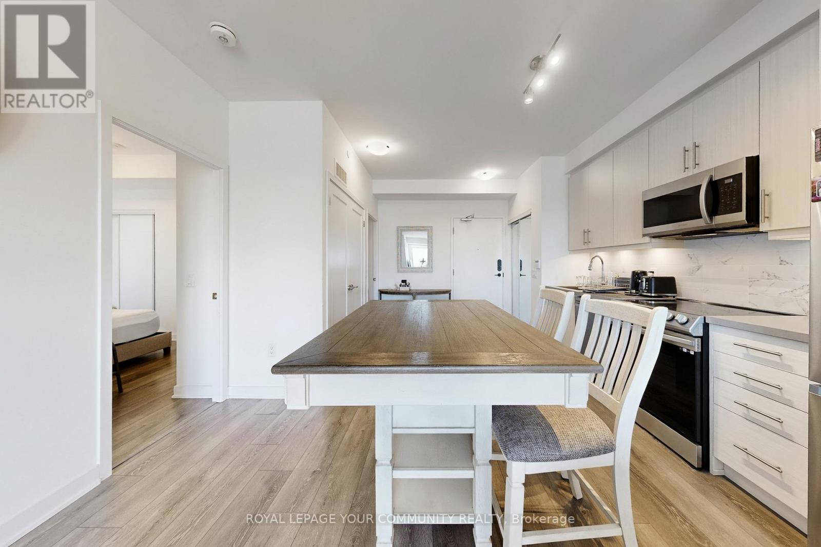 503 - 95 Oneida Crescent, Richmond Hill (Langstaff), Ontario  L4B 0H5 - Photo 11 - N12449584