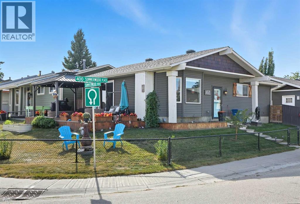67 Summerwood Road Se, Airdrie, Alberta  T4B 1W7 - Photo 4 - A2261184