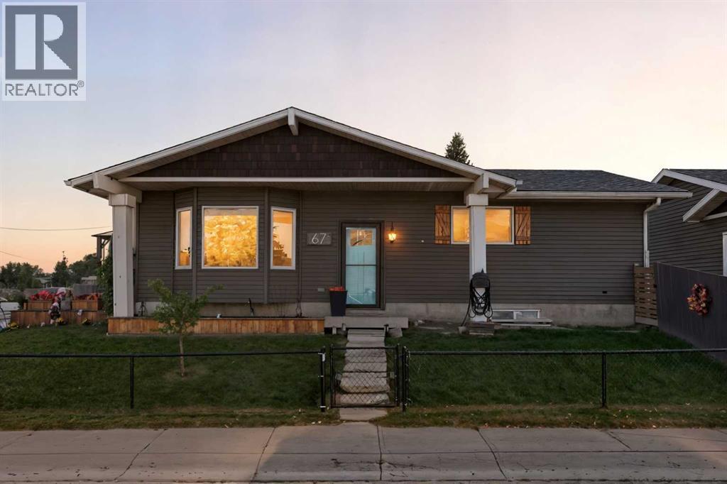 67 Summerwood Road Se, Airdrie, Alberta  T4B 1W7 - Photo 7 - A2261184