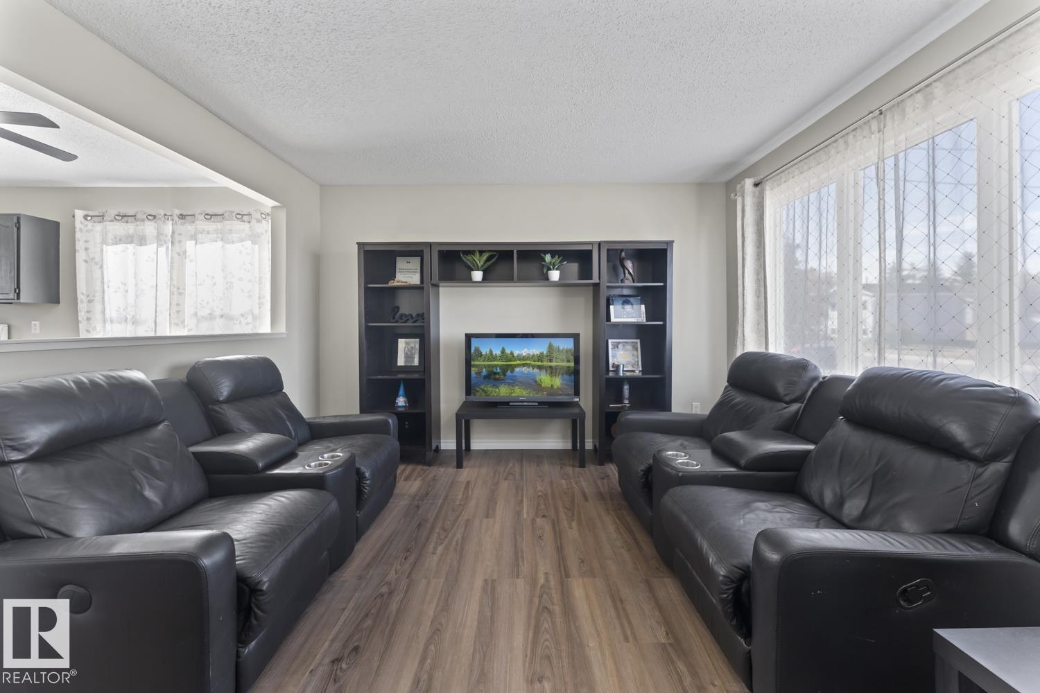5213 60 St, Cold Lake, Alberta  T9M 1T4 - Photo 2 - E4461141