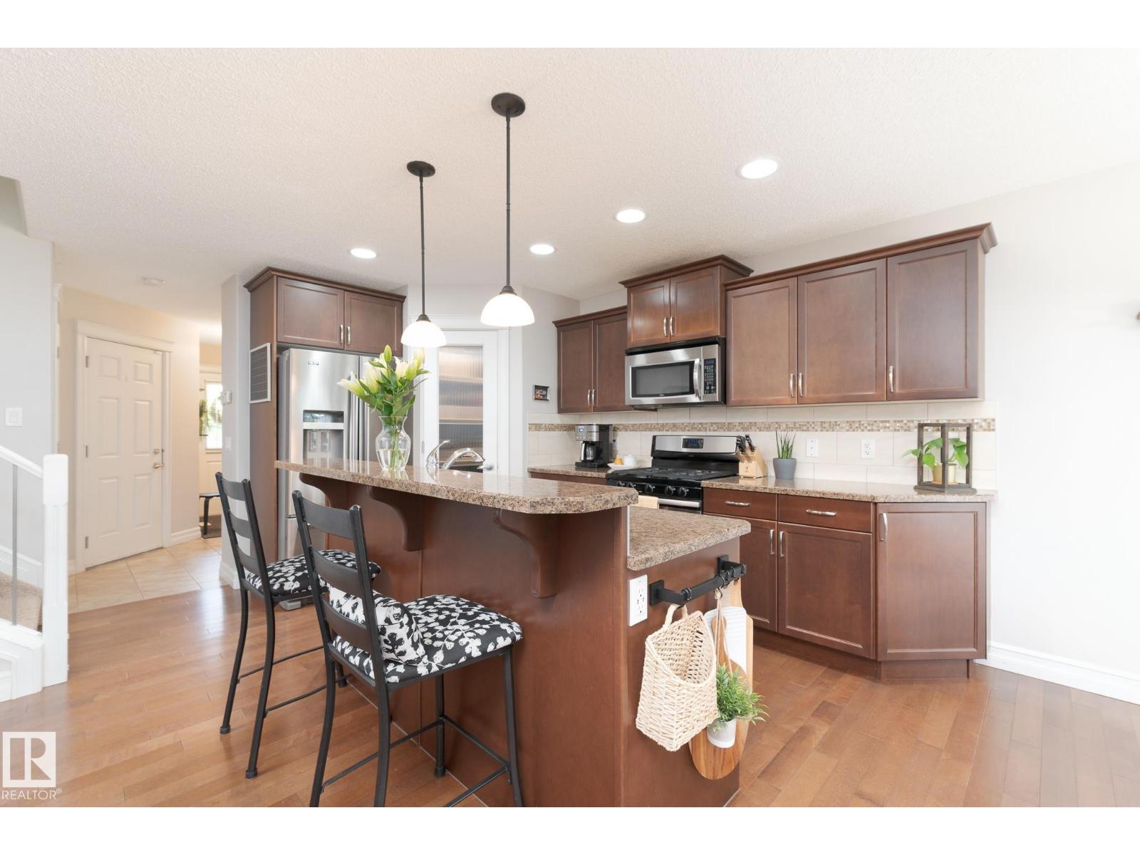3013 16a Av Nw, Edmonton, Alberta  T6T 0P8 - Photo 10 - E4461143