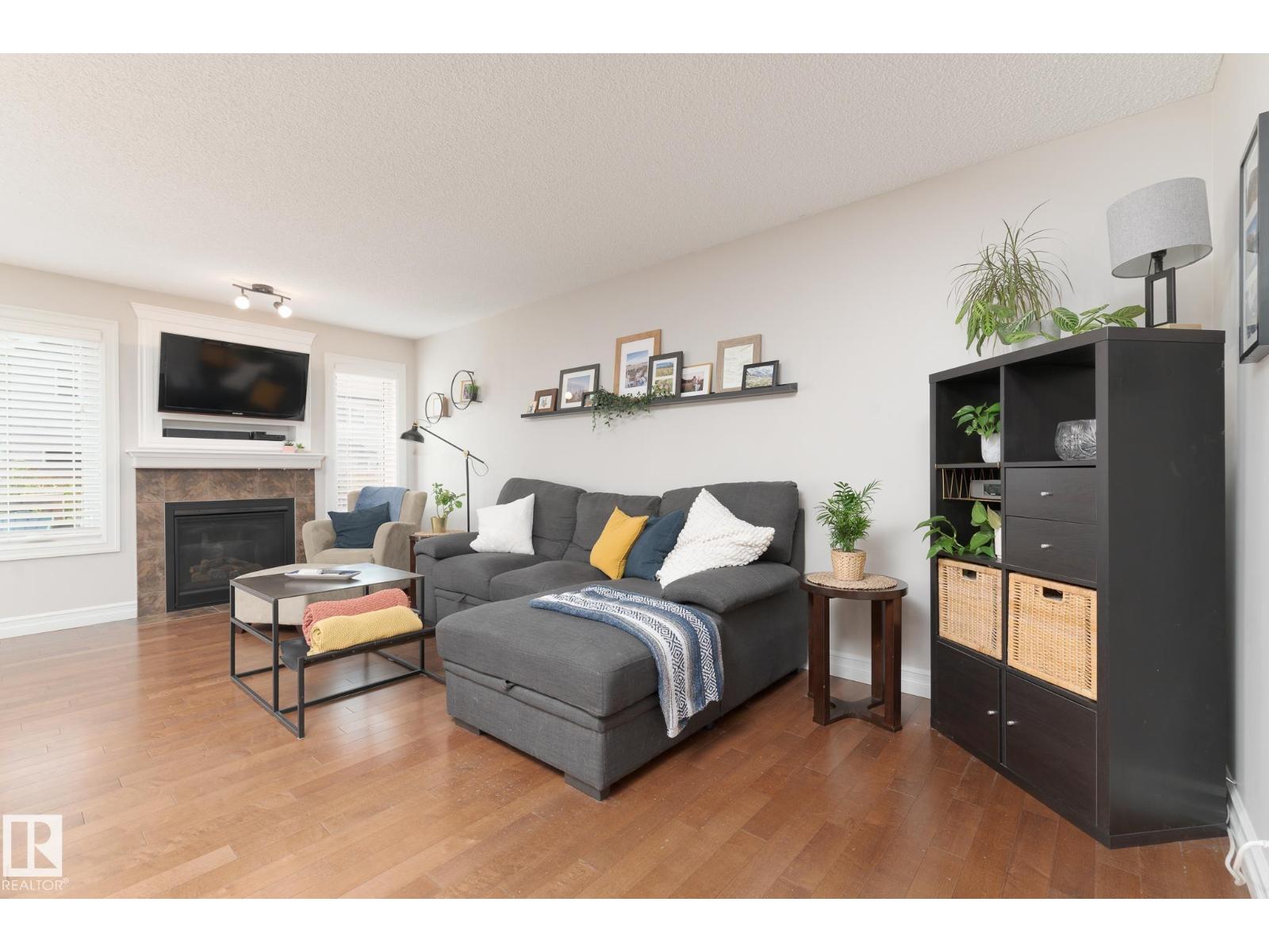 3013 16a Av Nw, Edmonton, Alberta  T6T 0P8 - Photo 3 - E4461143