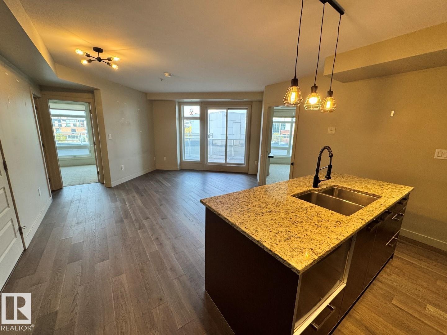 #307 10388 105 St Nw, Edmonton, Alberta  T5J 0C2 - Photo 7 - E4461144