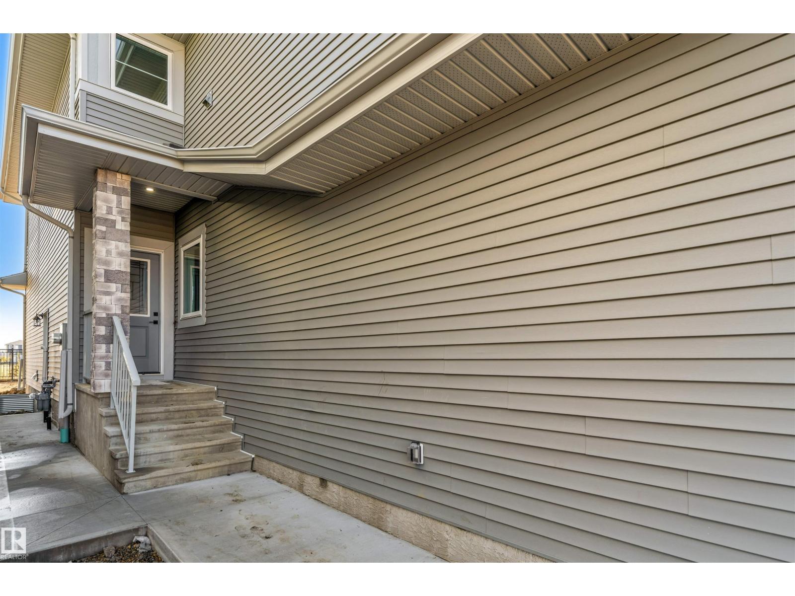 96 Eldridge Point, St. Albert, Alberta  T8N 8C4 - Photo 4 - E4461145