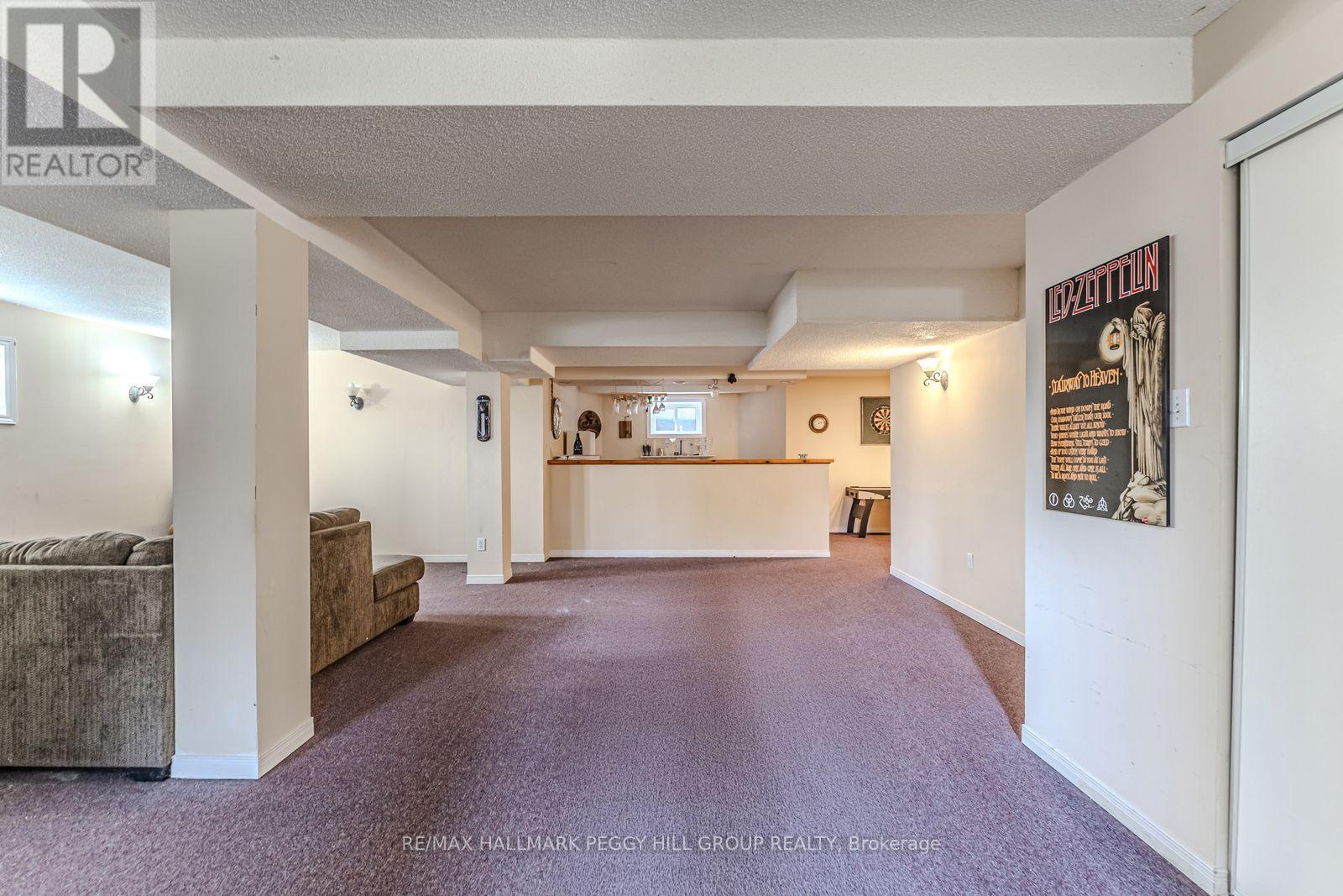 29 Silver Birch Avenue, Wasaga Beach, Ontario  L9Z 1B7 - Photo 13 - S12449539