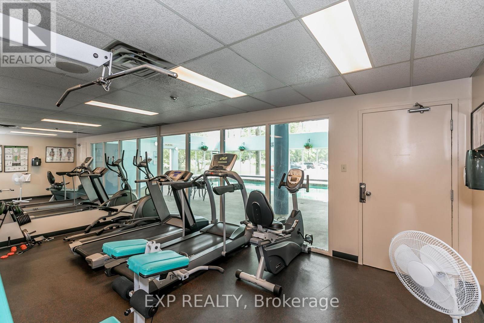 906 - 75 Ellen Street, Barrie (City Centre), Ontario  L4N 7R6 - Photo 40 - S12449557