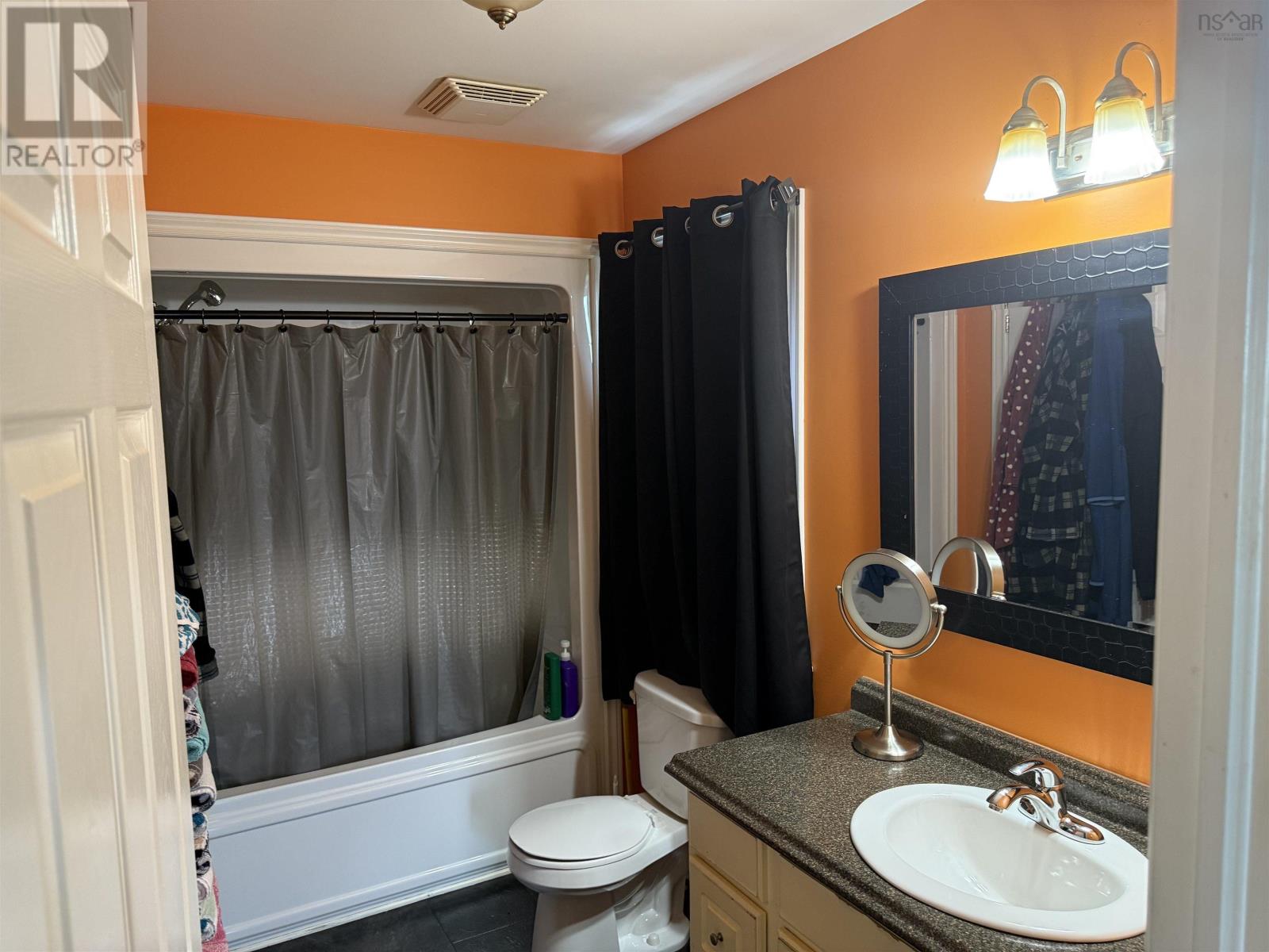 339 Hudson Street, New Waterford, Nova Scotia  B1E 3P7 - Photo 34 - 202521956