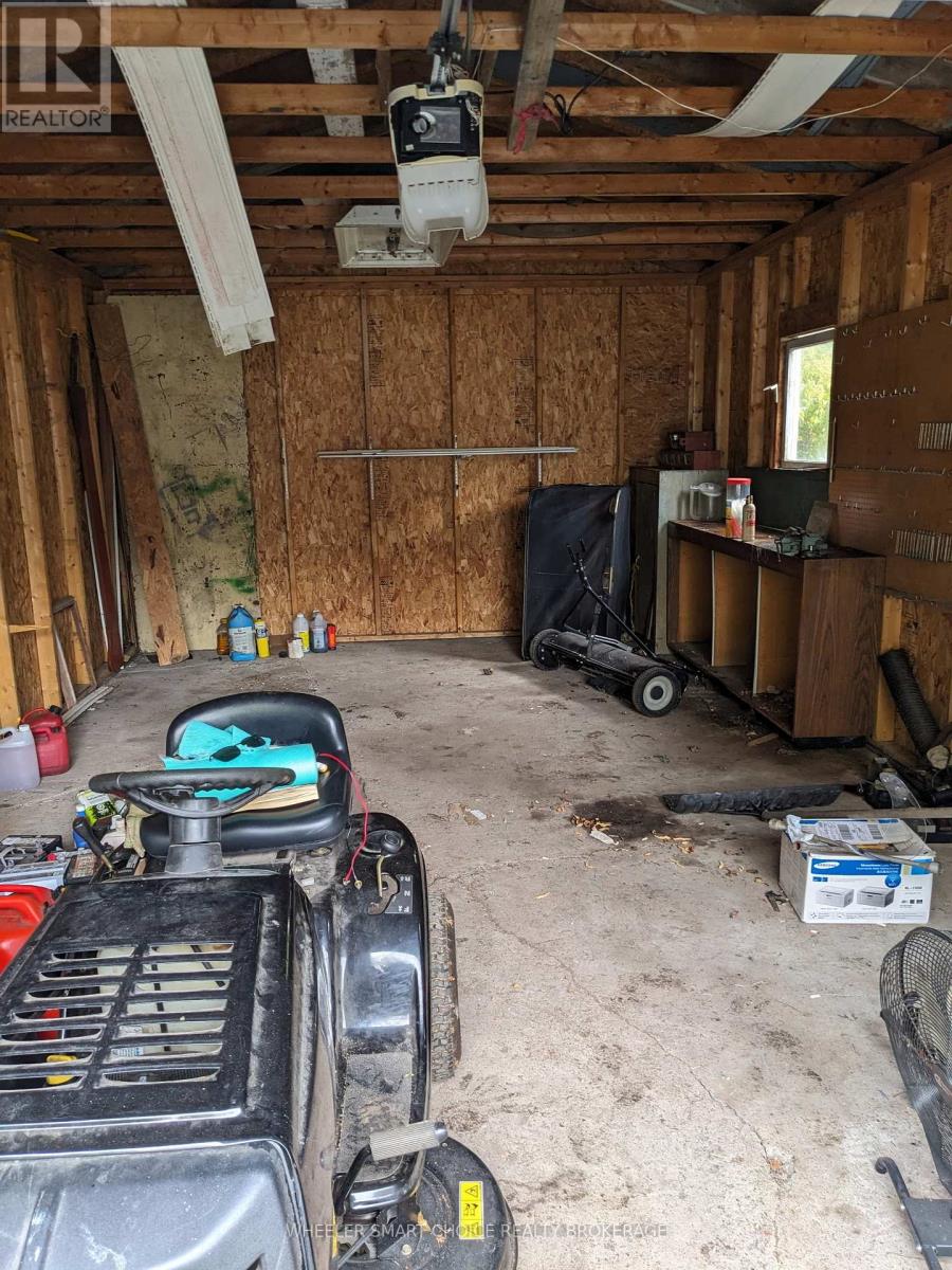 6 Ash Street, South Stormont, Ontario K0C 1Y0 - Photo 11 - X12424303