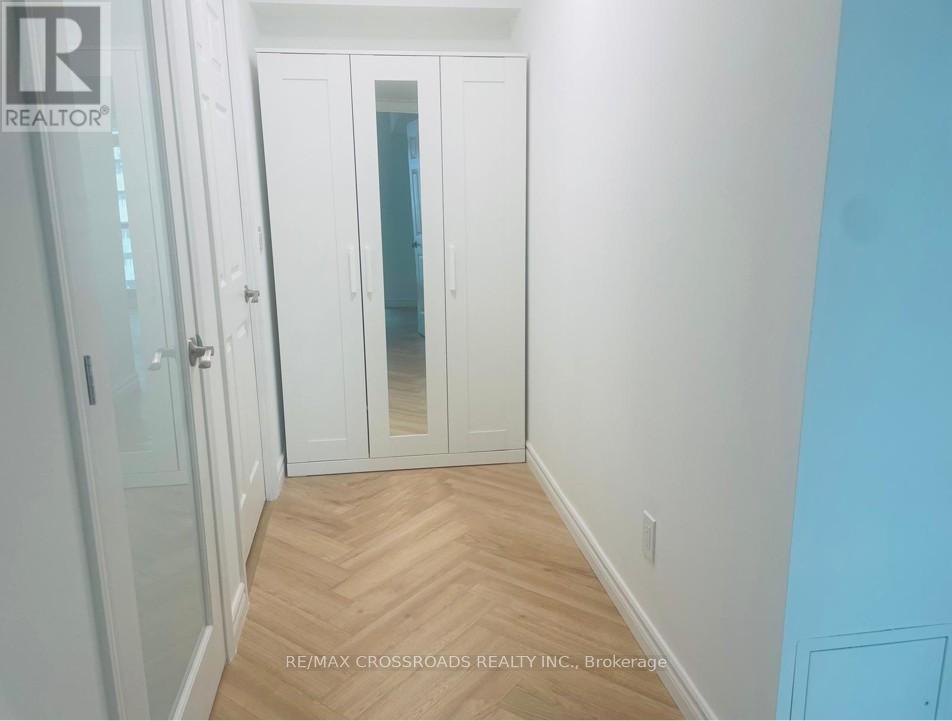3207 - 19 Grand Trunk Crescent, Toronto, Ontario  M5J 3A3 - Photo 11 - C12427889