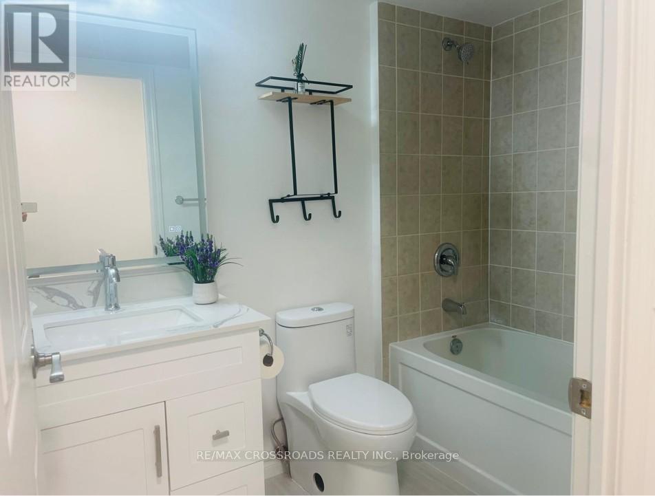 3207 - 19 Grand Trunk Crescent, Toronto, Ontario  M5J 3A3 - Photo 13 - C12427889