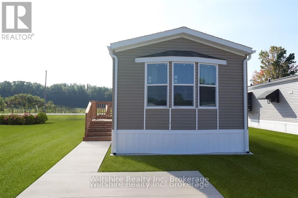 9 - 11981 Plank Rd (Tillsonburg) Road, Bayham, Ontario  N4G 4G9 - Photo 1 - X12449599