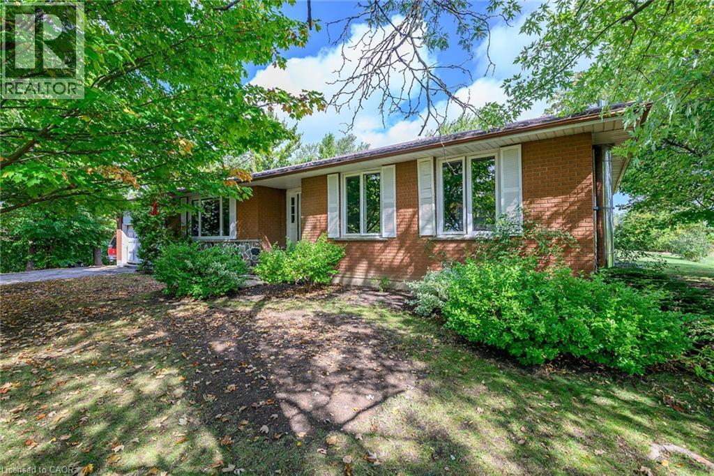 757 4th Line, Caledonia, Ontario  N3W 2B1 - Photo 2 - 40777132