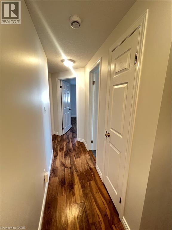 34 Mountain Mint Crescent, Kitchener, Ontario  N2E 3R4 - Photo 6 - 40777020