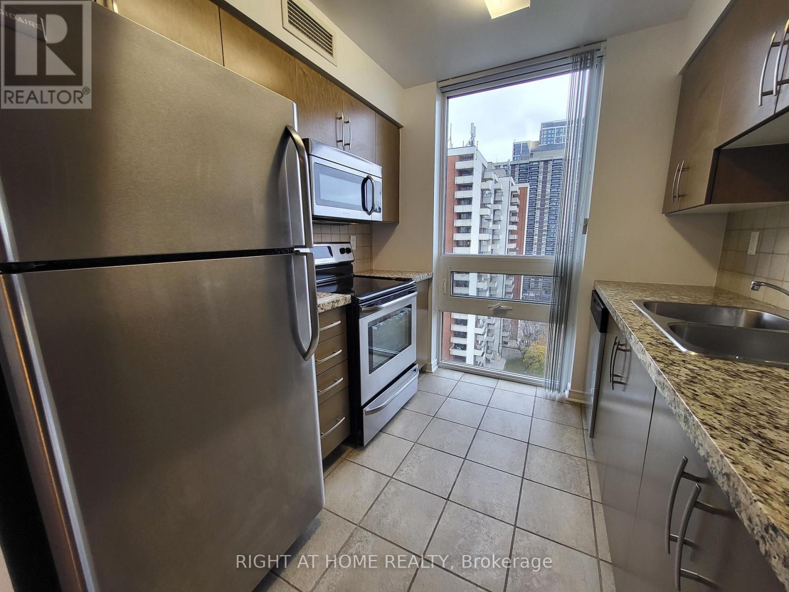 1403 - 3 Michael Power Place, Toronto, Ontario  M9A 0A2 - Photo 11 - W12449521