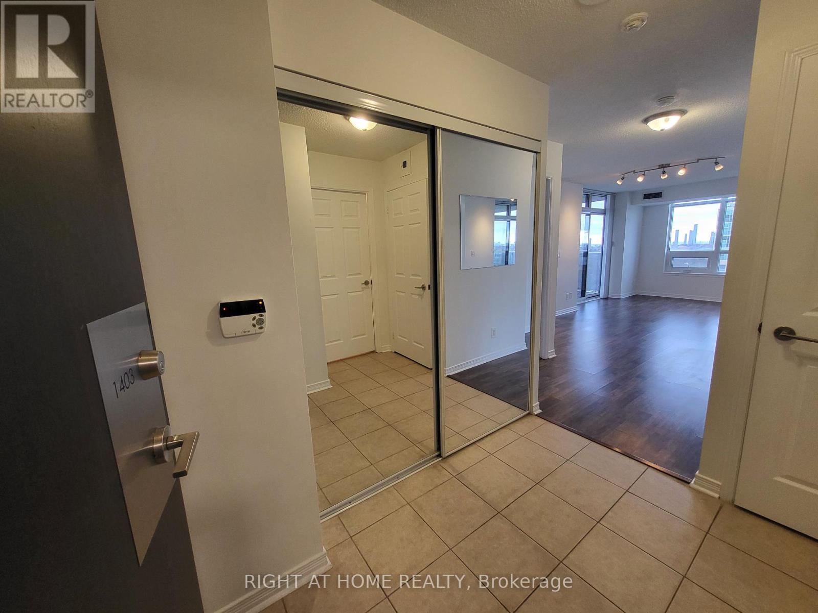 1403 - 3 Michael Power Place, Toronto, Ontario  M9A 0A2 - Photo 3 - W12449521