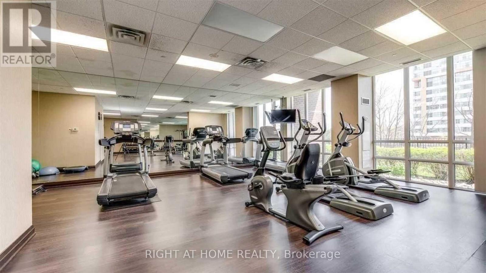 1403 - 3 Michael Power Place, Toronto, Ontario  M9A 0A2 - Photo 30 - W12449521