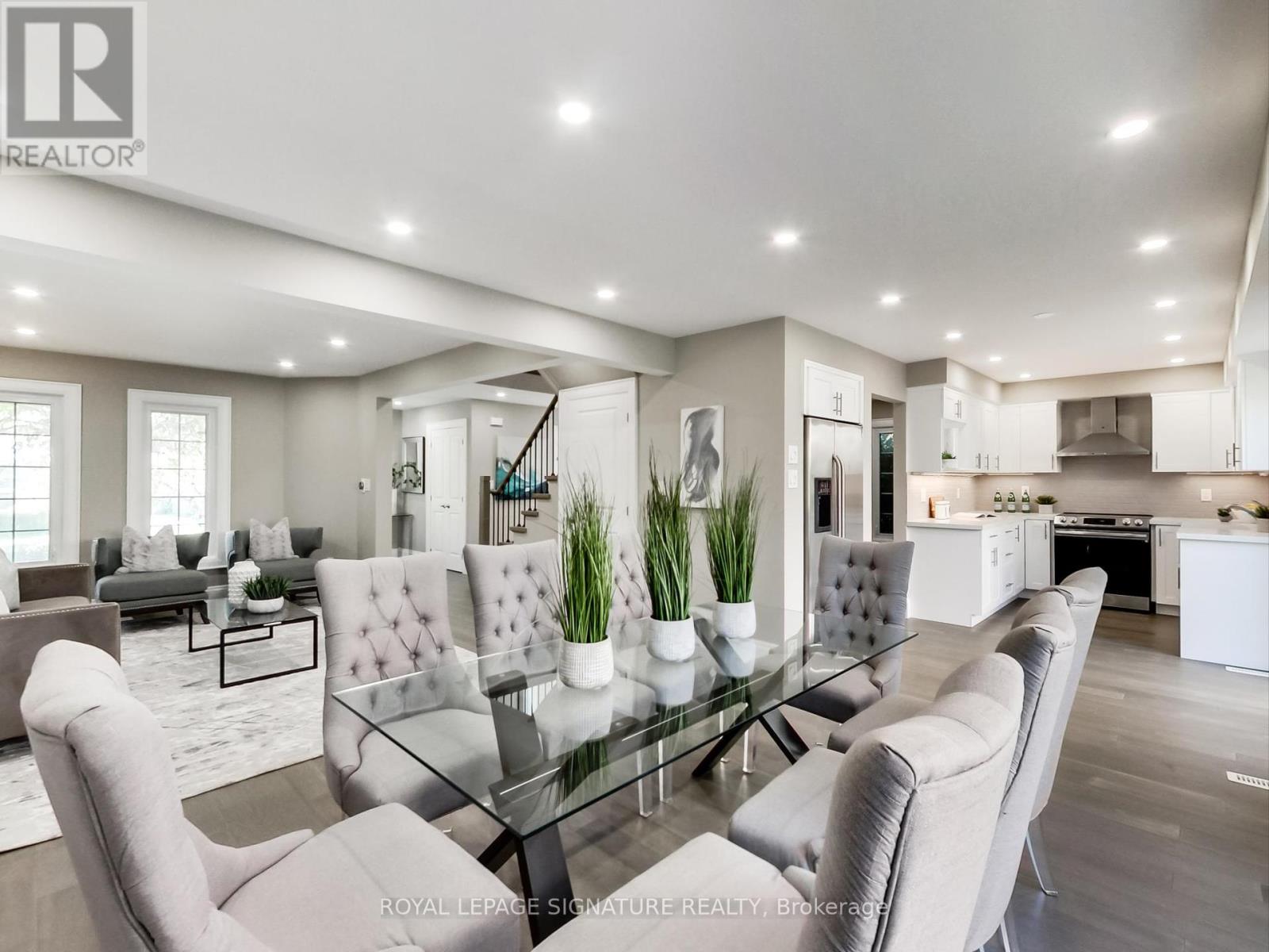4342 Violet Road, Mississauga (East Credit), Ontario  L5V 1J8 - Photo 10 - W12449536