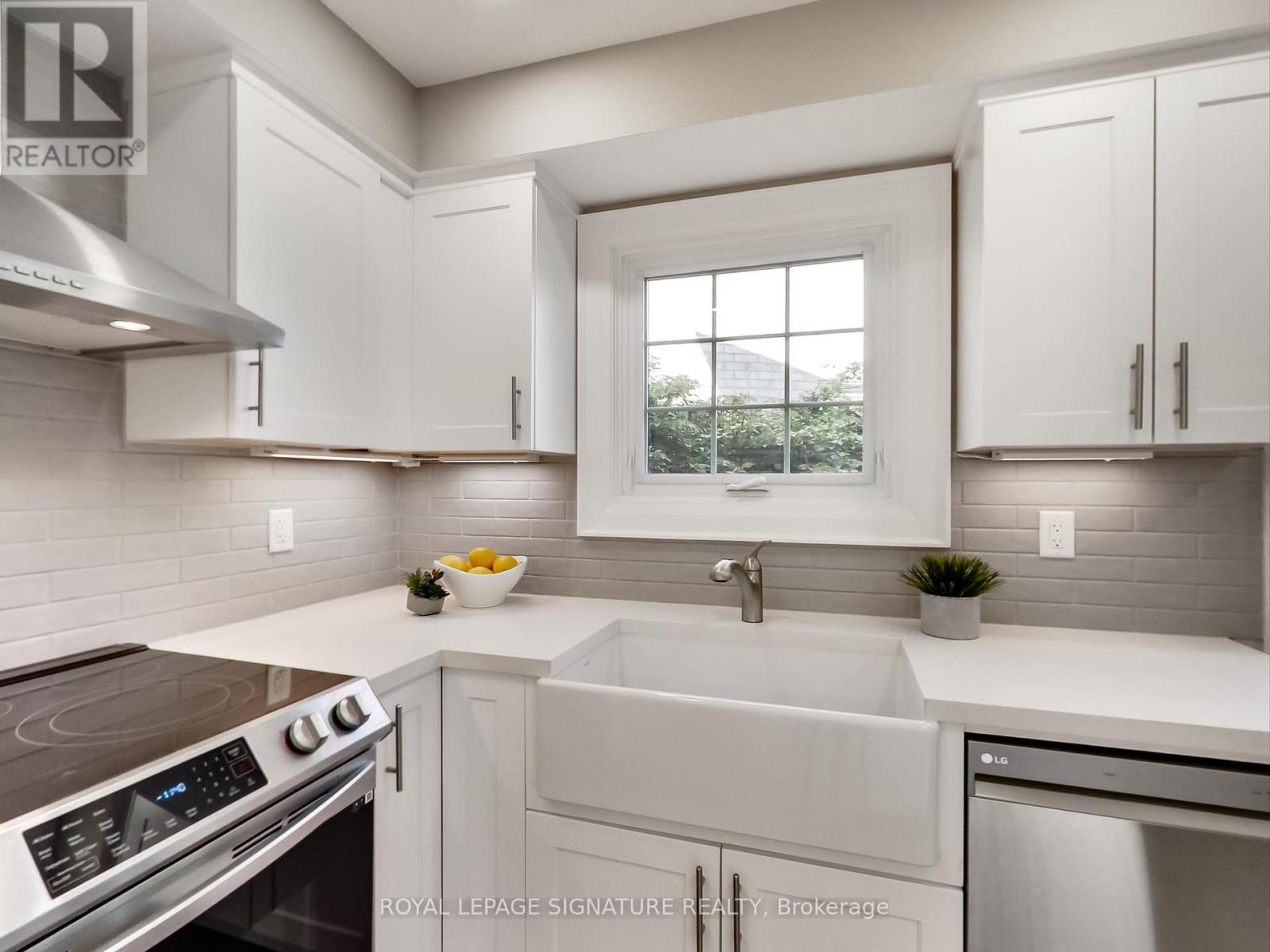 4342 Violet Road, Mississauga (East Credit), Ontario  L5V 1J8 - Photo 16 - W12449536