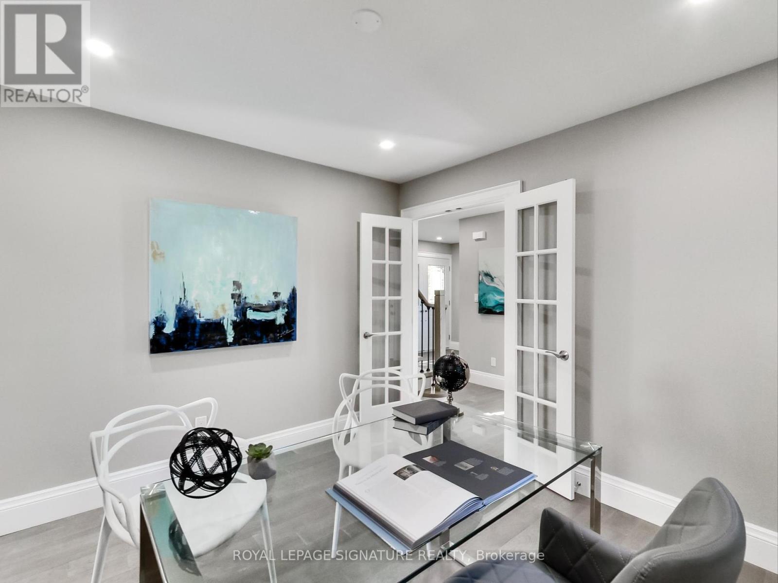 4342 Violet Road, Mississauga (East Credit), Ontario  L5V 1J8 - Photo 19 - W12449536