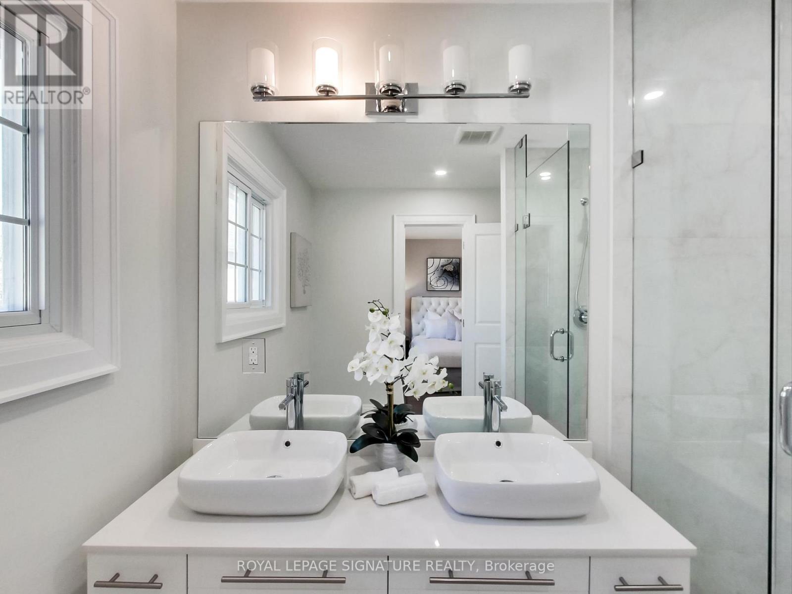 4342 Violet Road, Mississauga (East Credit), Ontario  L5V 1J8 - Photo 26 - W12449536