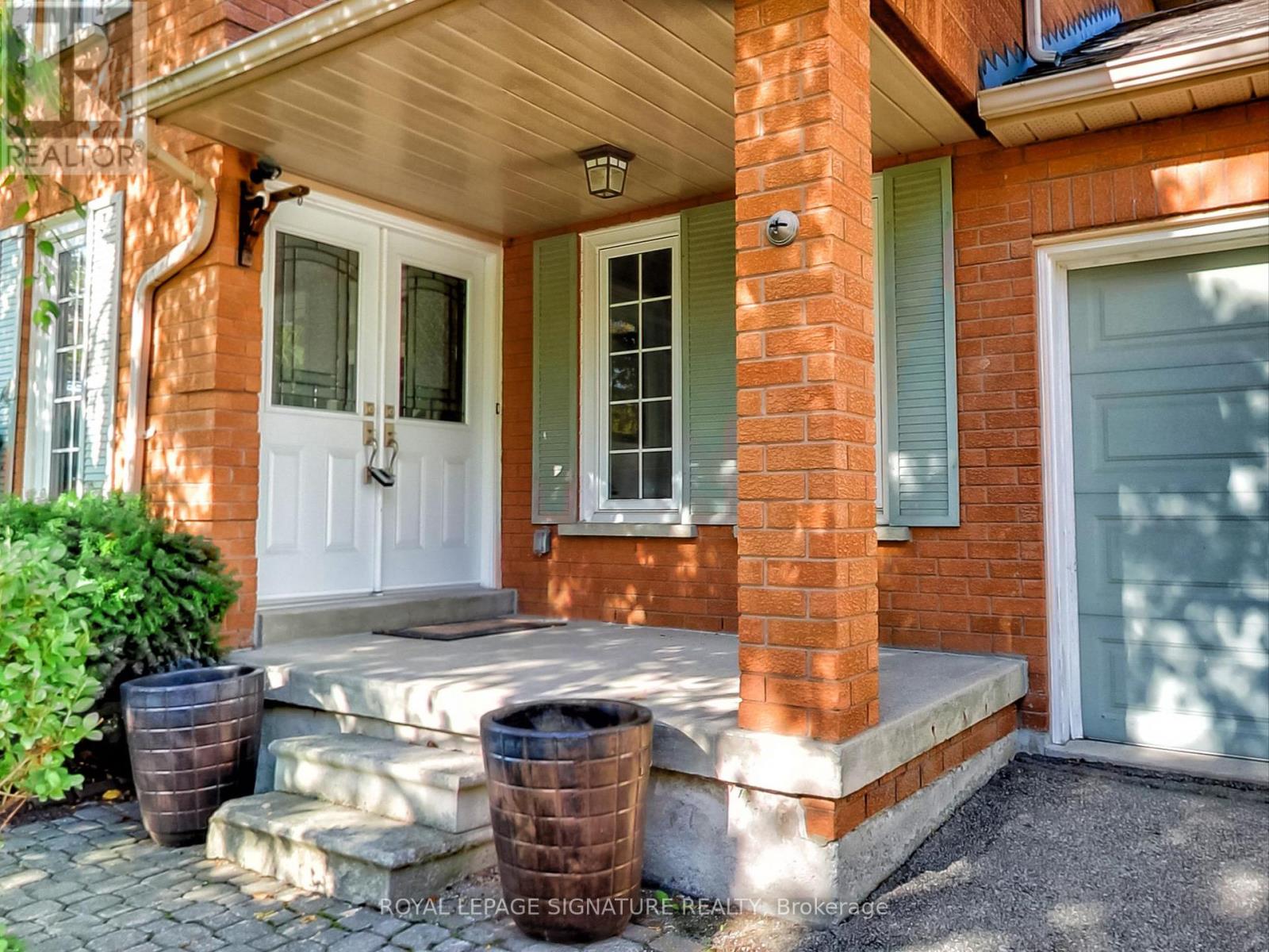 4342 Violet Road, Mississauga (East Credit), Ontario  L5V 1J8 - Photo 3 - W12449536