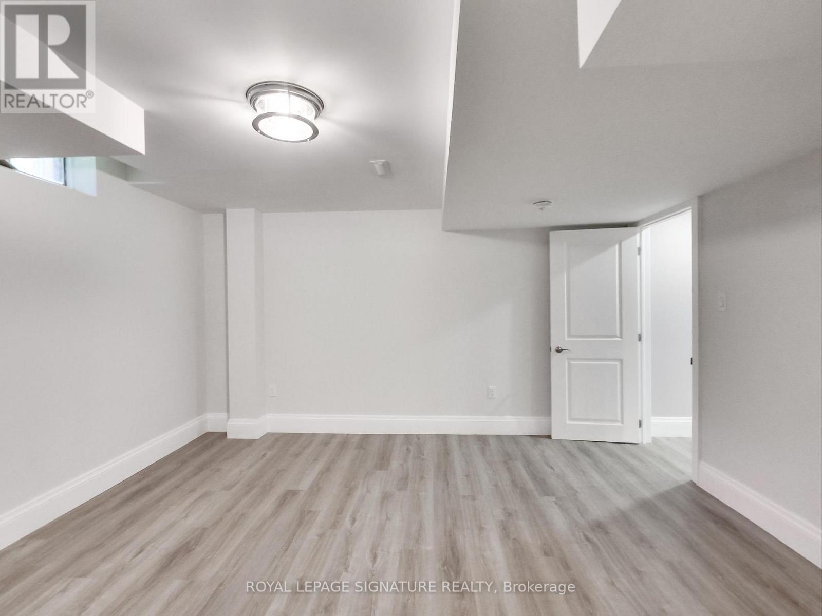 4342 Violet Road, Mississauga (East Credit), Ontario  L5V 1J8 - Photo 38 - W12449536