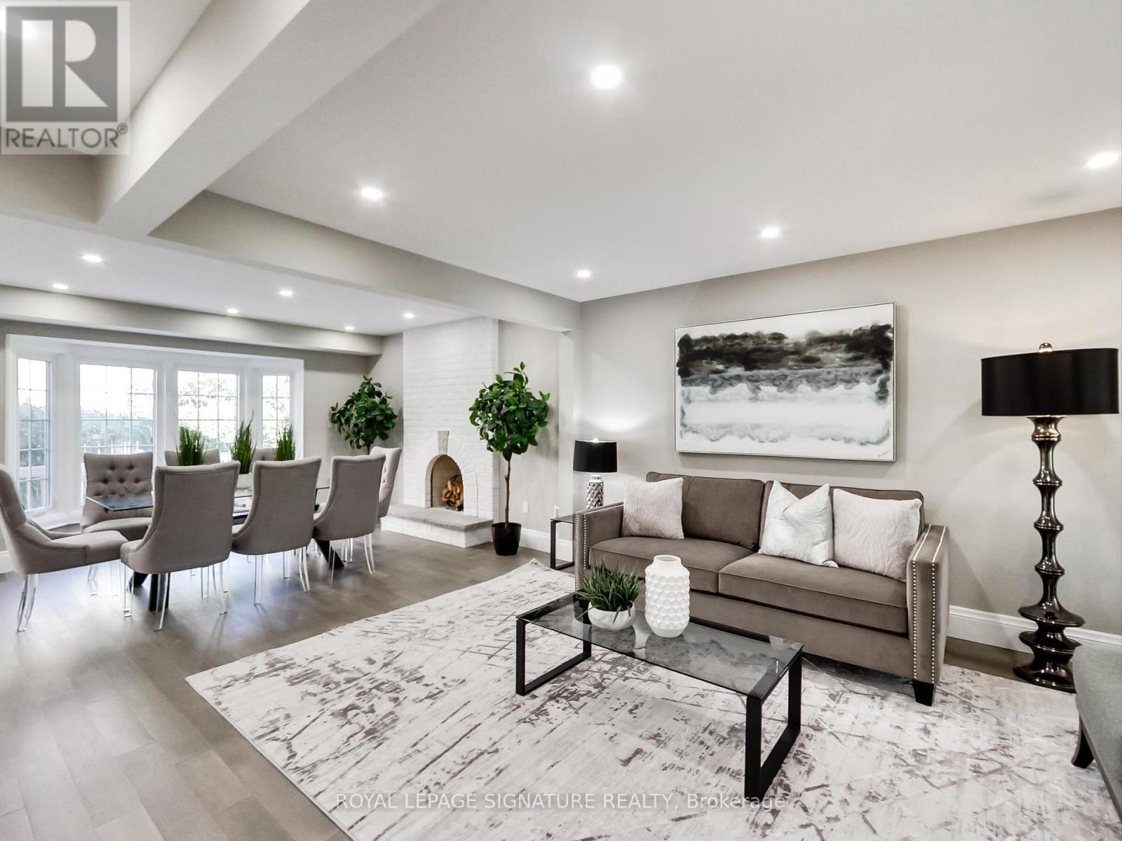 4342 Violet Road, Mississauga (East Credit), Ontario  L5V 1J8 - Photo 5 - W12449536