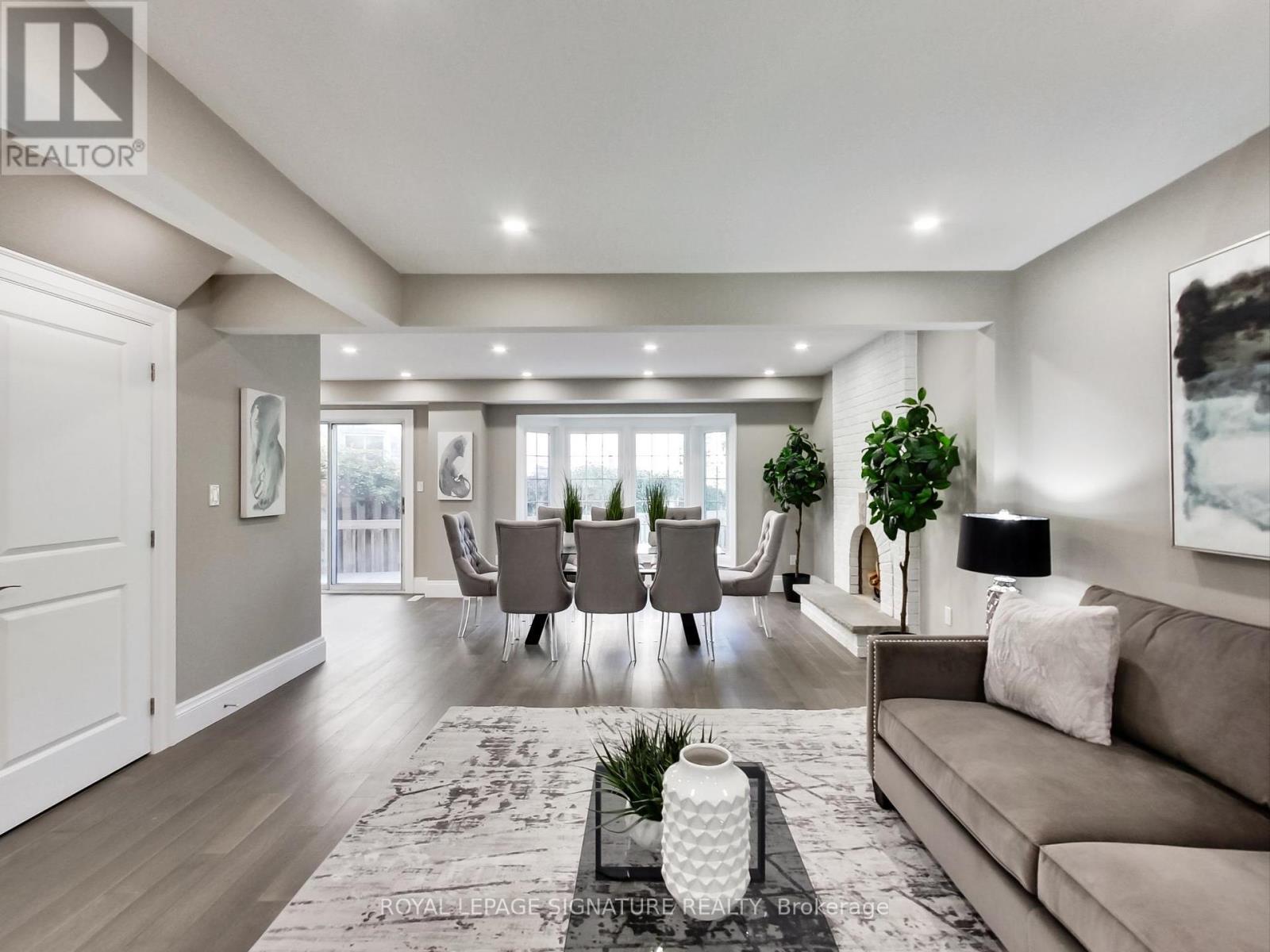 4342 Violet Road, Mississauga (East Credit), Ontario  L5V 1J8 - Photo 7 - W12449536