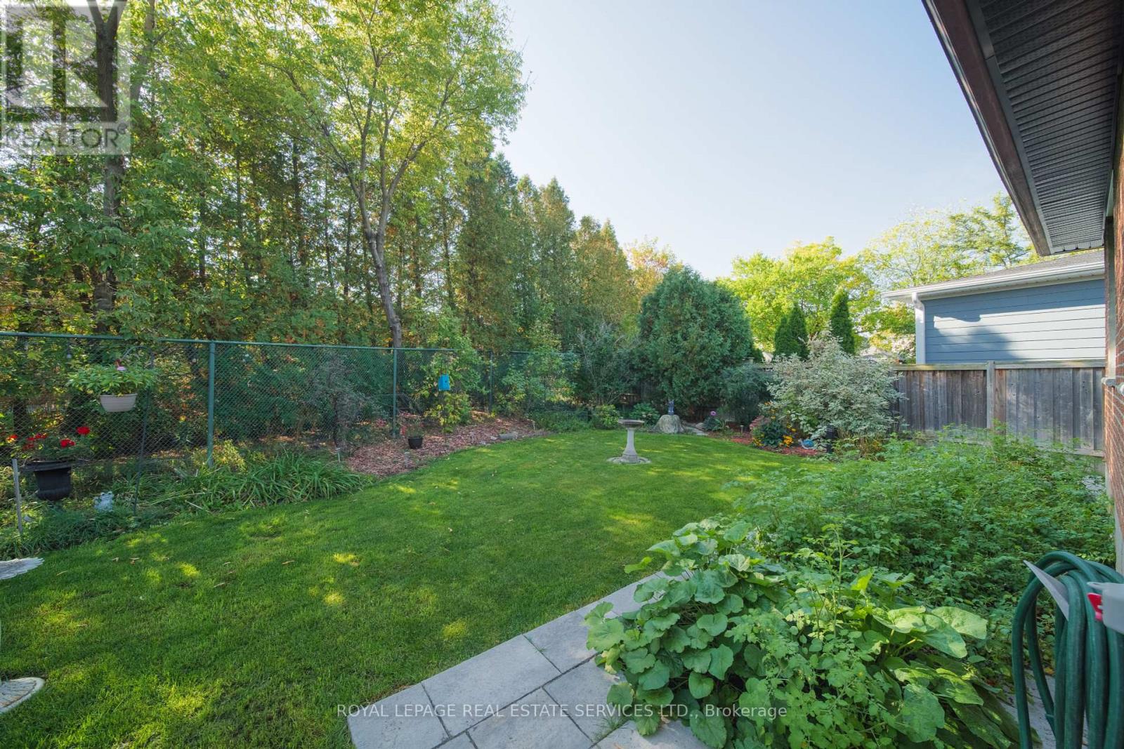 260 Oriole Court, Milton (Om Old Milton), Ontario  L9T 3R4 - Photo 41 - W12449541