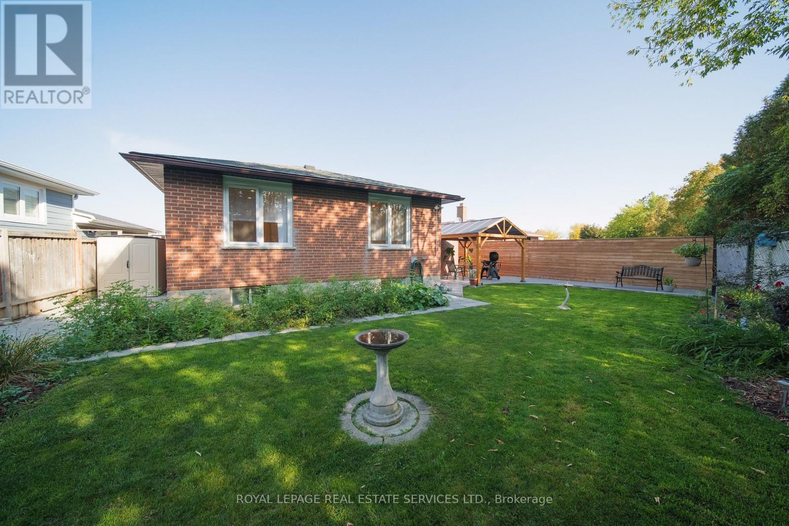 260 Oriole Court, Milton (Om Old Milton), Ontario  L9T 3R4 - Photo 42 - W12449541