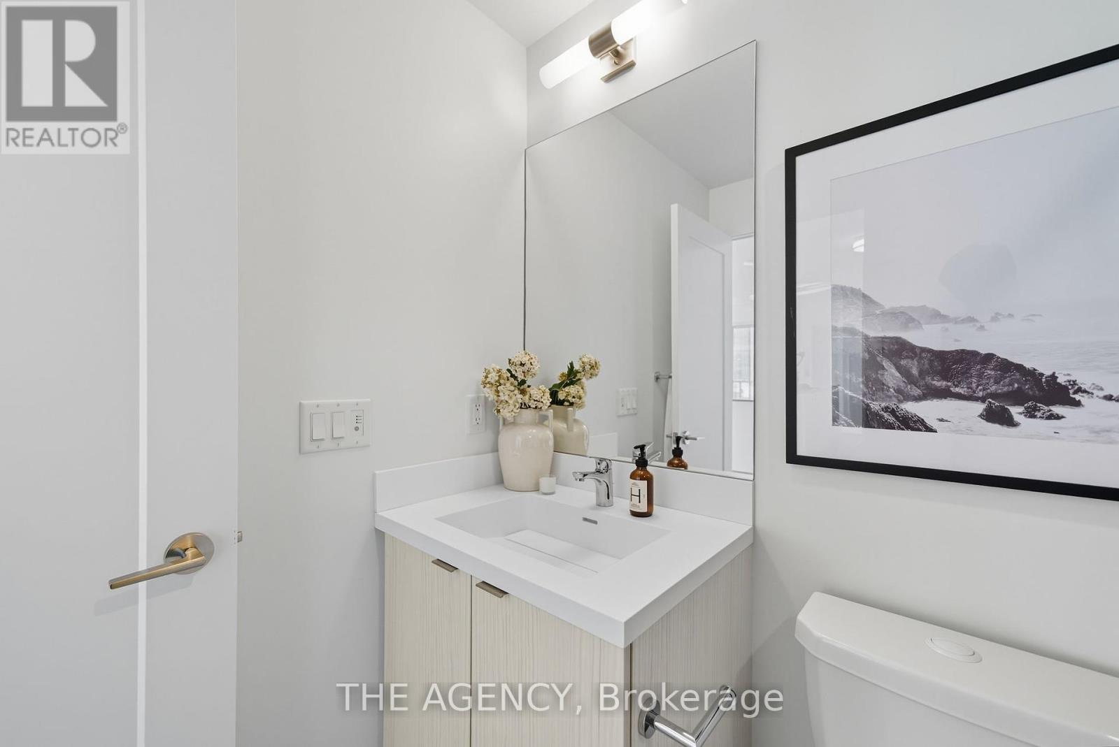 2402 - 10 Eva Road, Toronto (Etobicoke West Mall), Ontario  M9C 0B3 - Photo 17 - W12449550