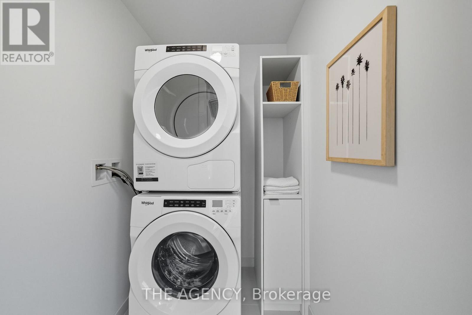 2402 - 10 Eva Road, Toronto (Etobicoke West Mall), Ontario  M9C 0B3 - Photo 18 - W12449550