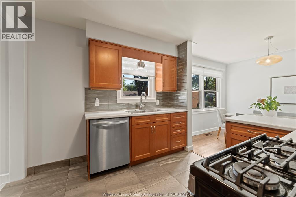 3574 Rockwell Boulevard, Windsor, Ontario  N9E 2A9 - Photo 14 - 25025535