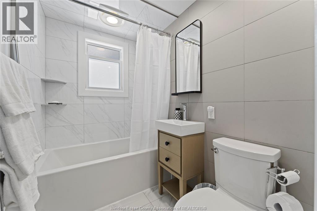 3574 Rockwell Boulevard, Windsor, Ontario  N9E 2A9 - Photo 20 - 25025535