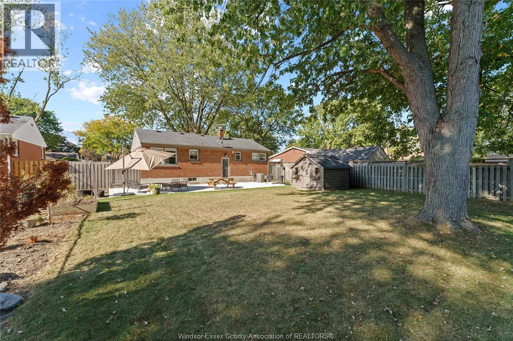 3574 Rockwell Boulevard, Windsor, Ontario  N9E 2A9 - Photo 32 - 25025535