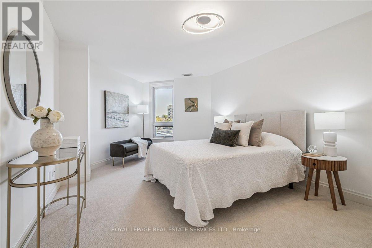 401 - 111 Forsythe Street, Oakville (Oo Old Oakville), Ontario  L6K 3J9 - Photo 37 - W12449559