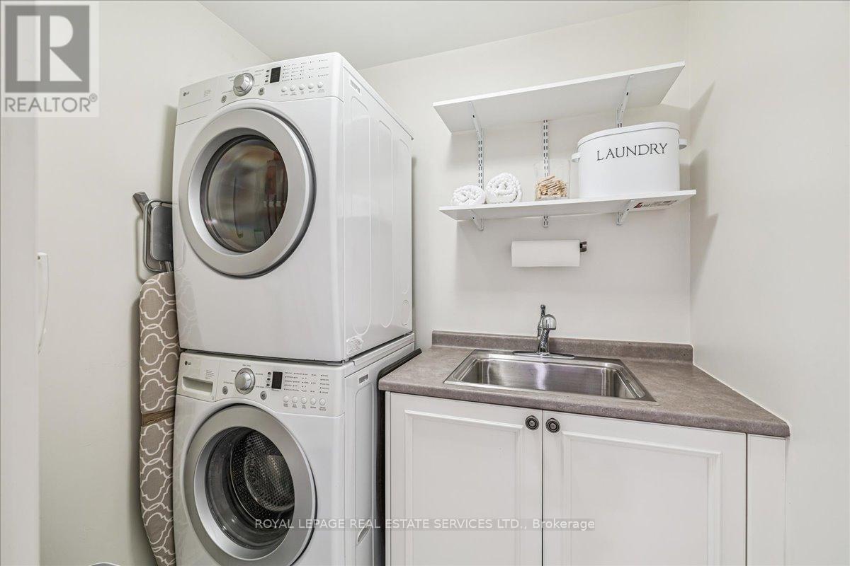 401 - 111 Forsythe Street, Oakville (Oo Old Oakville), Ontario  L6K 3J9 - Photo 41 - W12449559