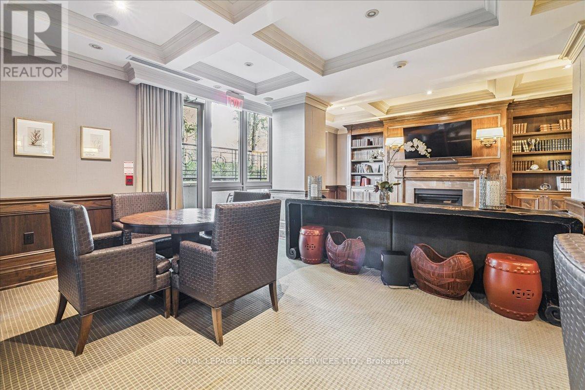 401 - 111 Forsythe Street, Oakville (Oo Old Oakville), Ontario  L6K 3J9 - Photo 44 - W12449559
