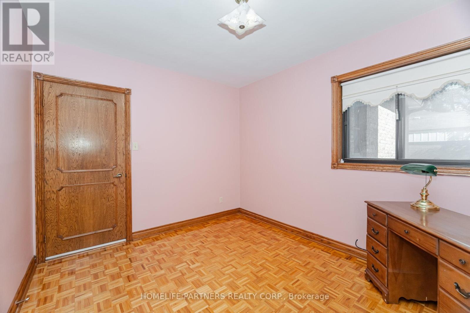 55 Wallasey Avenue, Toronto (Humberlea-Pelmo Park), Ontario  M9M 1E1 - Photo 19 - W12449591