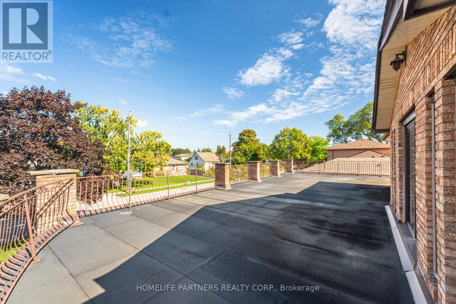 55 Wallasey Avenue, Toronto (Humberlea-Pelmo Park), Ontario  M9M 1E1 - Photo 23 - W12449591