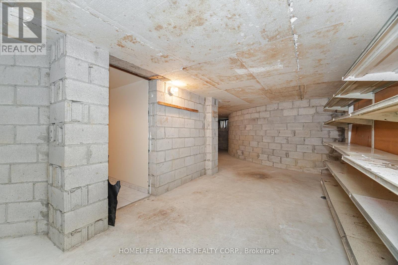 55 Wallasey Avenue, Toronto (Humberlea-Pelmo Park), Ontario  M9M 1E1 - Photo 43 - W12449591