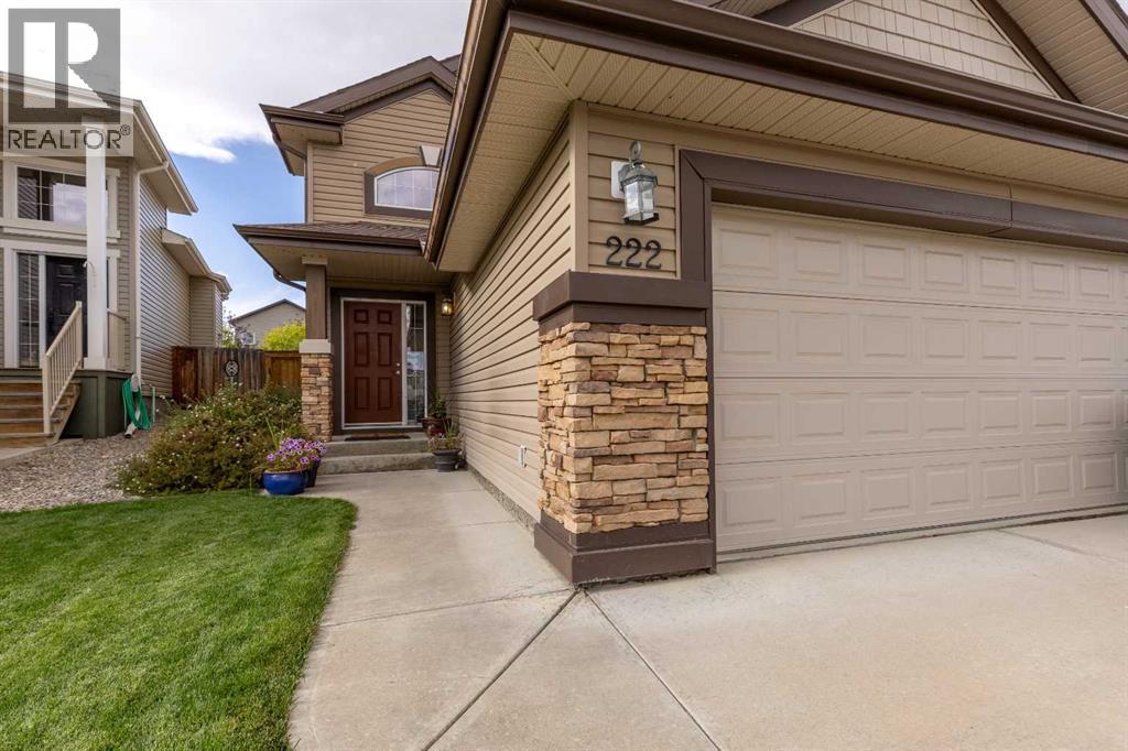 222 Firelight Crescent W, Lethbridge, Alberta  T1J 4W1 - Photo 2 - A2260884